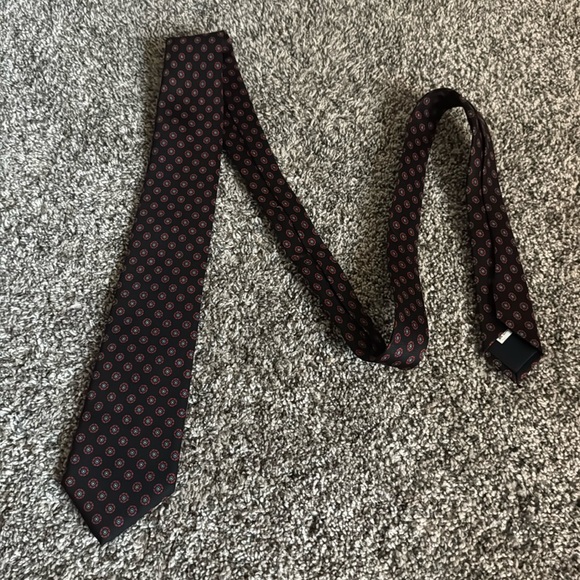 Nottingham Other - Nottingham Red/Blue/Black Dot Pattern Men’s Neck Tie 100% Silk